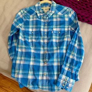 Levi’s cotton plaid snap button up